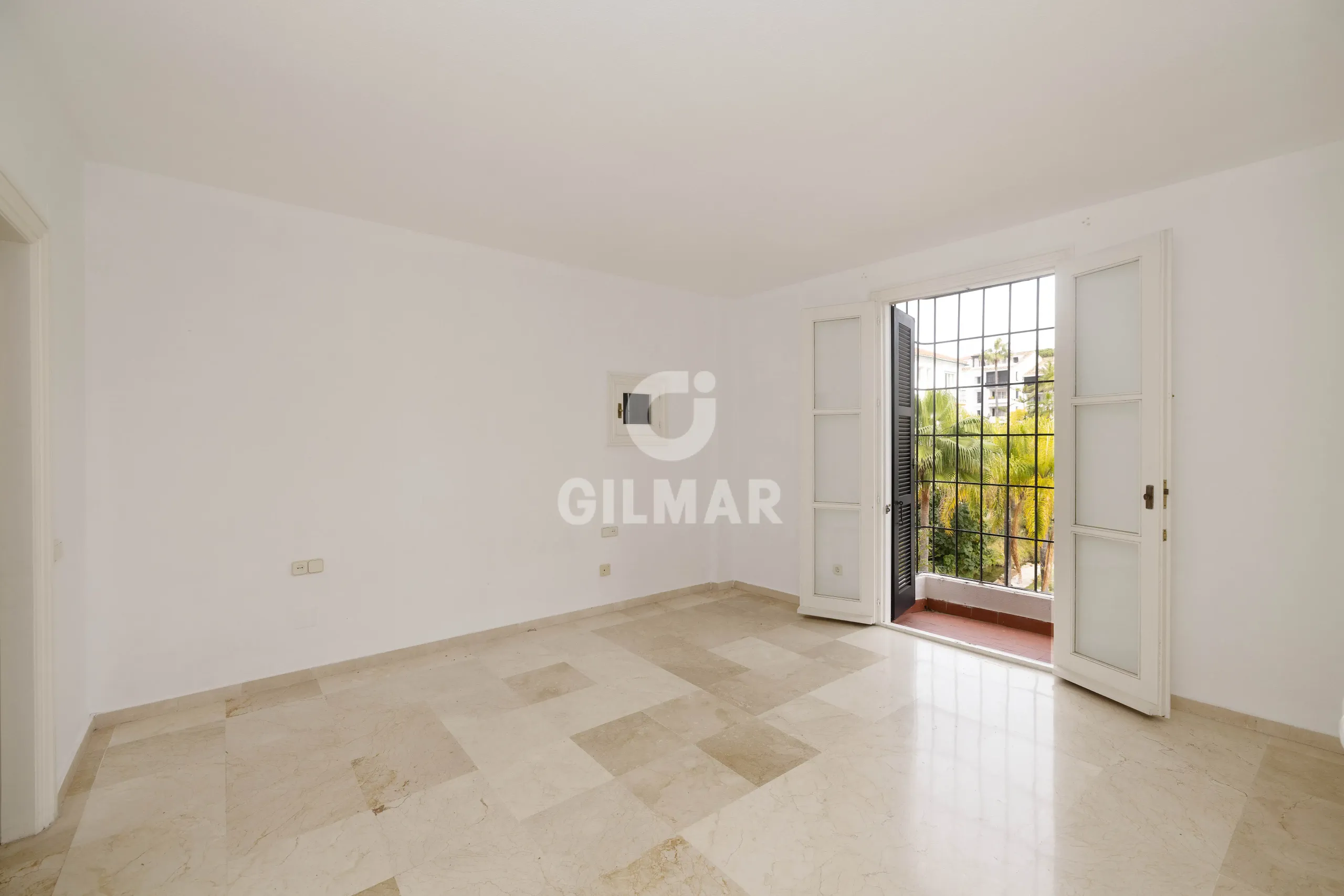 Apartment in Marbella Este - Málaga