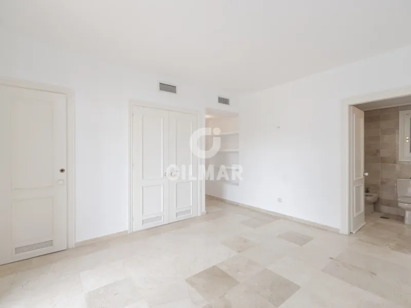 Apartment in Marbella Este - Málaga