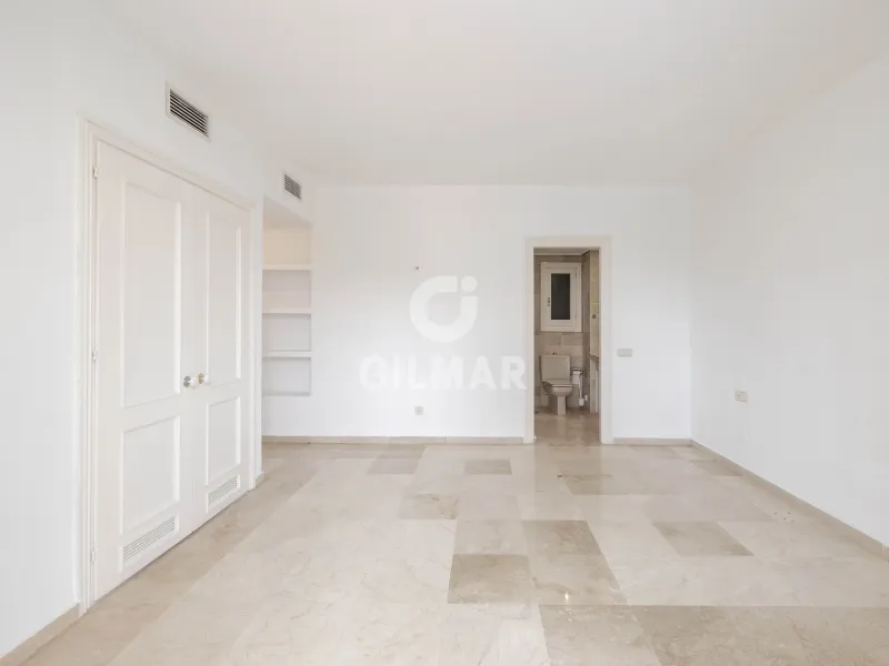 Apartment in Marbella Este - Málaga