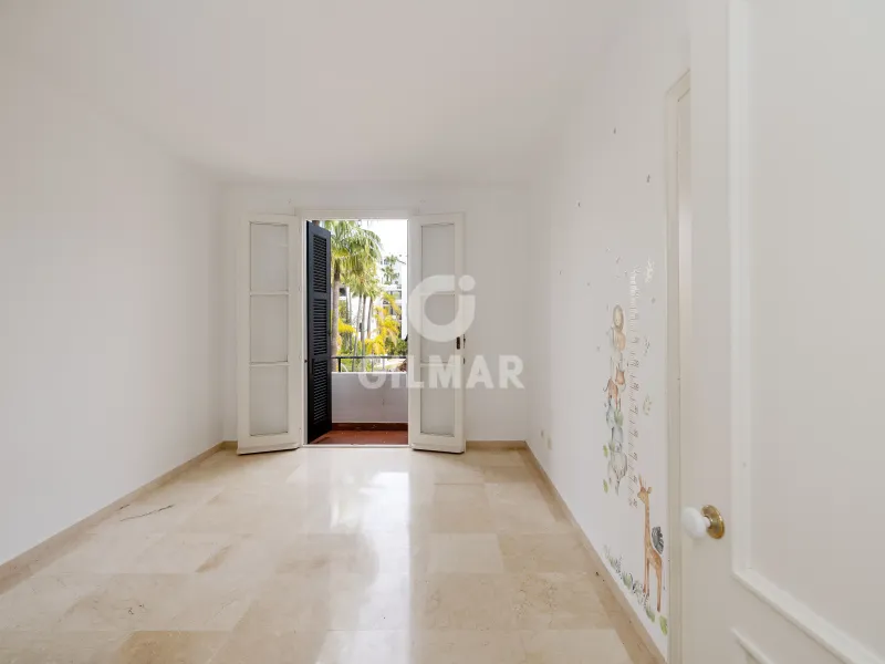 Apartment in Marbella Este - Málaga