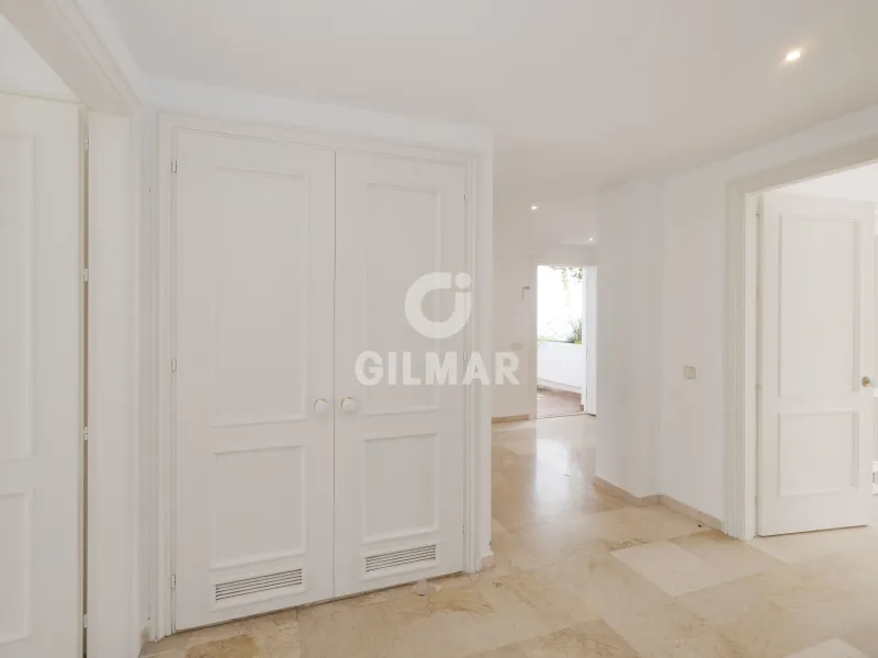 Apartment in Marbella Este - Málaga