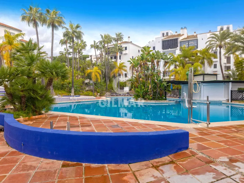 Apartment in Marbella Este - Málaga