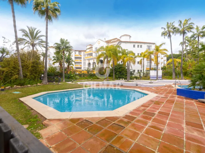 Apartment in Marbella Este - Málaga