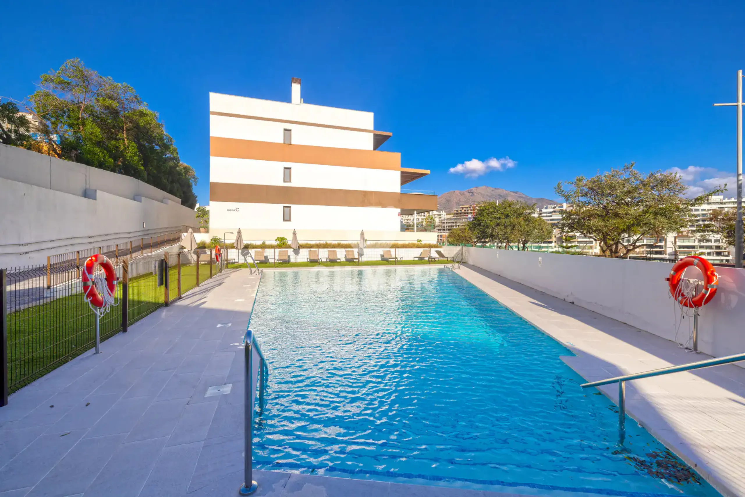Ático en Estepona - Málaga