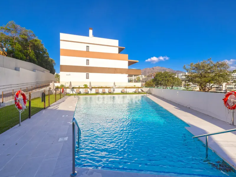 Ático en Estepona - Málaga