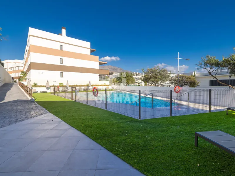 Ático en Estepona - Málaga