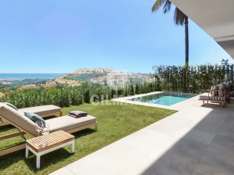 Semi-detached house in Casares - Málaga