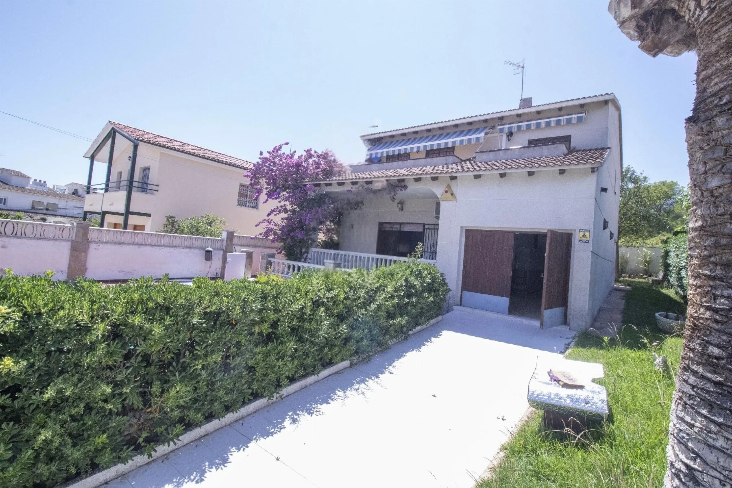 Acogedora casa con piscina y vistas al mar en Coma-Ruga, Costa Dorada