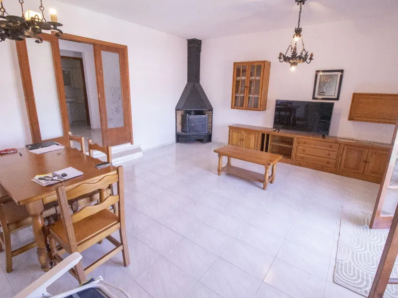 Acogedora casa con piscina y vistas al mar en Coma-Ruga, Costa Dorada