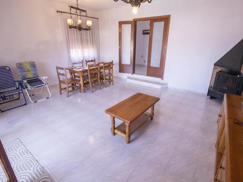 Acogedora casa con piscina y vistas al mar en Coma-Ruga, Costa Dorada