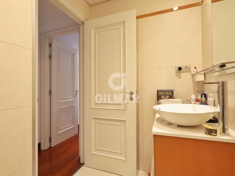 Apartment in Legazpi - Madrid
