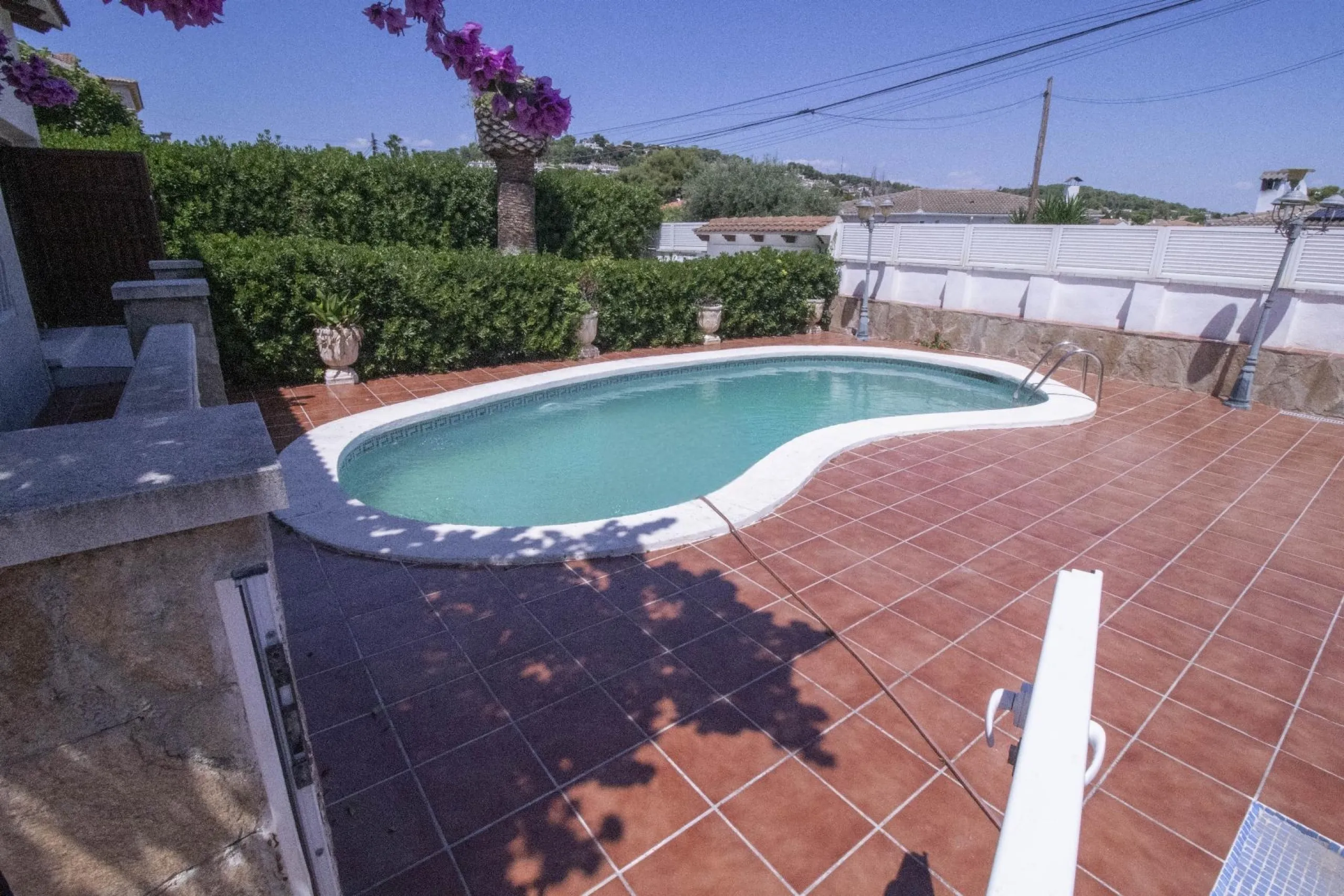 Acogedora casa con piscina y vistas al mar en Coma-Ruga, Costa Dorada
