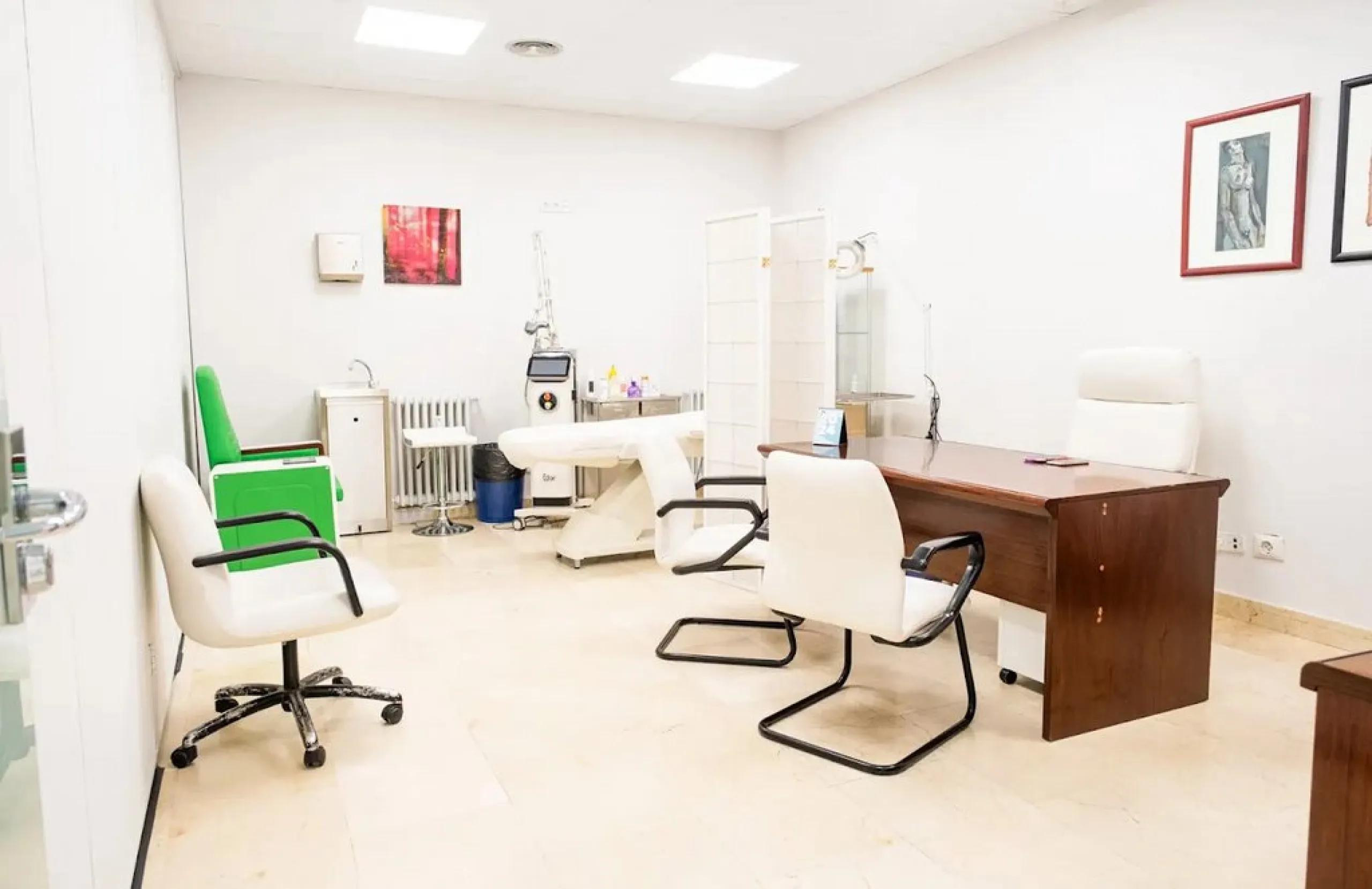 Investment Property in Madrid — Leased to a Prestigious Private Clinic