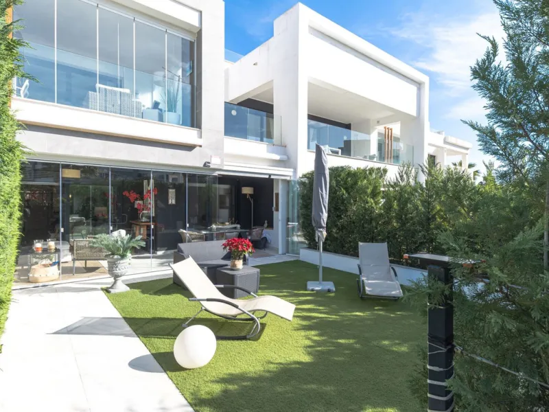Beautiful ground-floor apartment built in 2020, offered fully furnished and ready to move in — ideal both as a permanent residence or a holiday home.