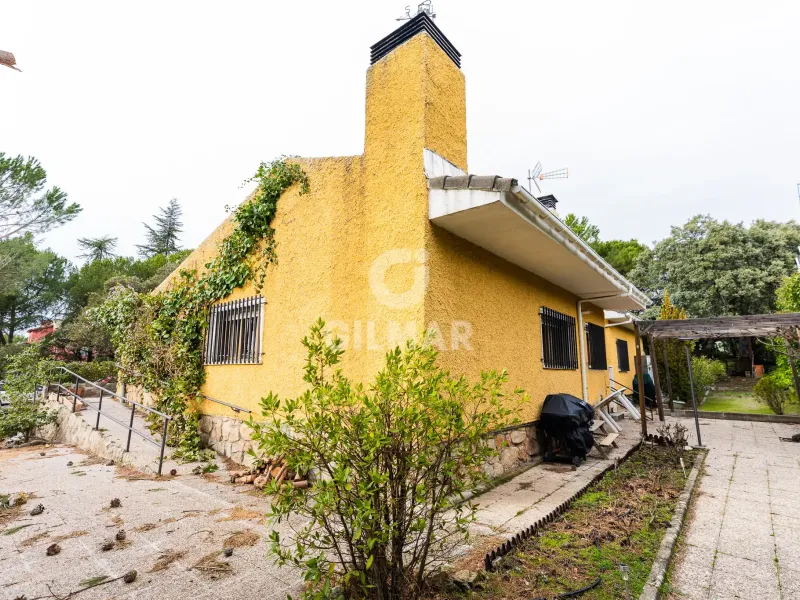 Villa in Hoyo de Manzanares - Madrid