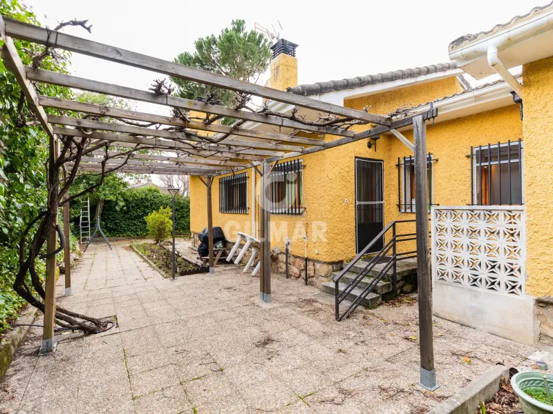 Villa in Hoyo de Manzanares - Madrid