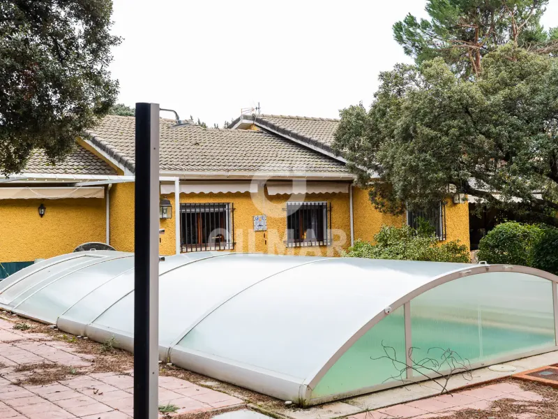Villa in Hoyo de Manzanares - Madrid