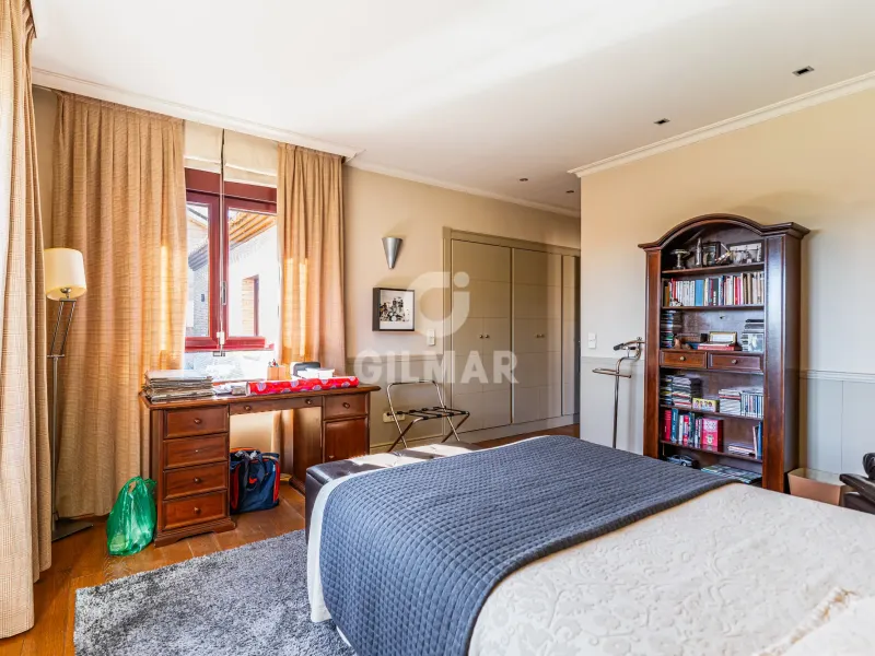 Villa in Majadahonda - Madrid