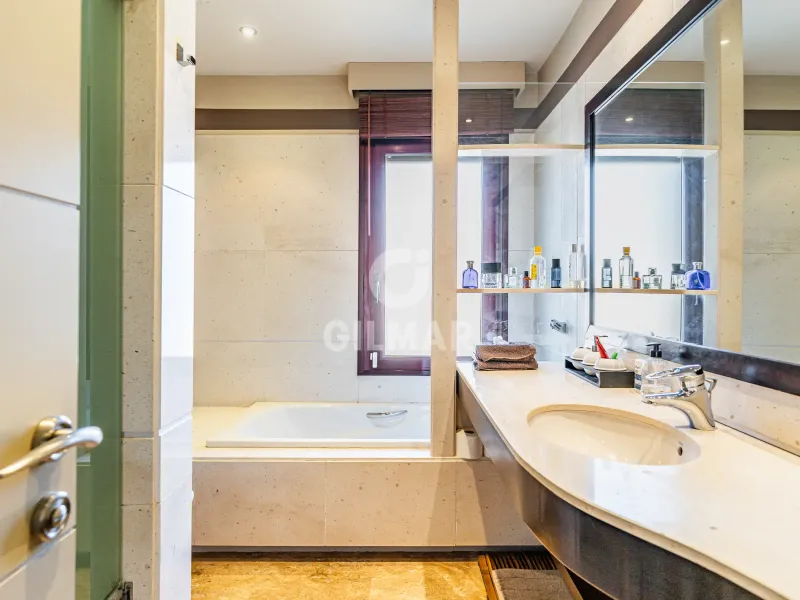 Villa in Majadahonda - Madrid