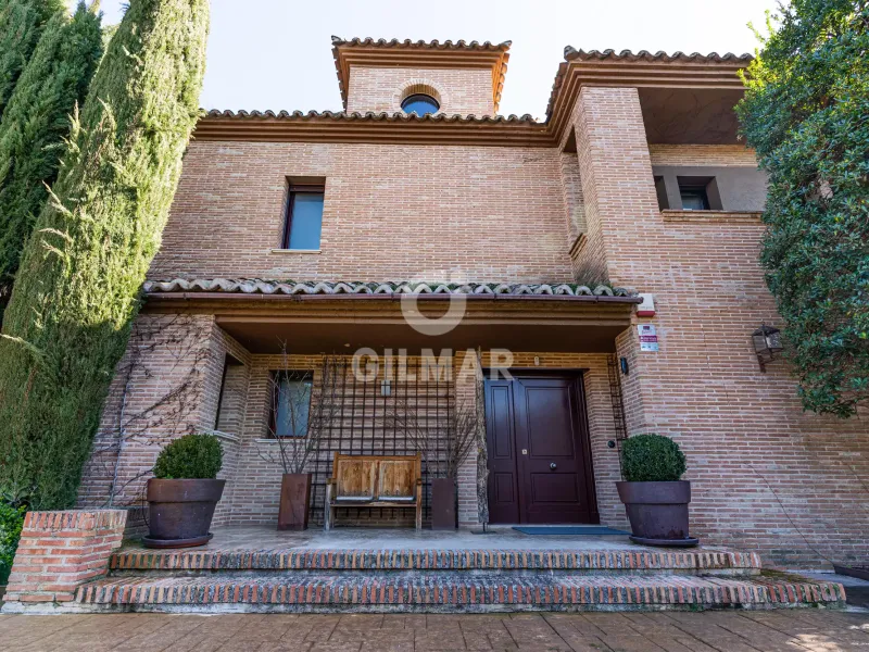 Villa in Majadahonda - Madrid