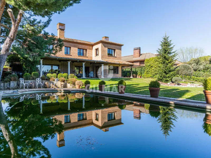 Villa in Majadahonda - Madrid