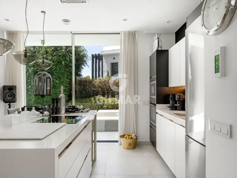 Villa in Estepona Este - Málaga