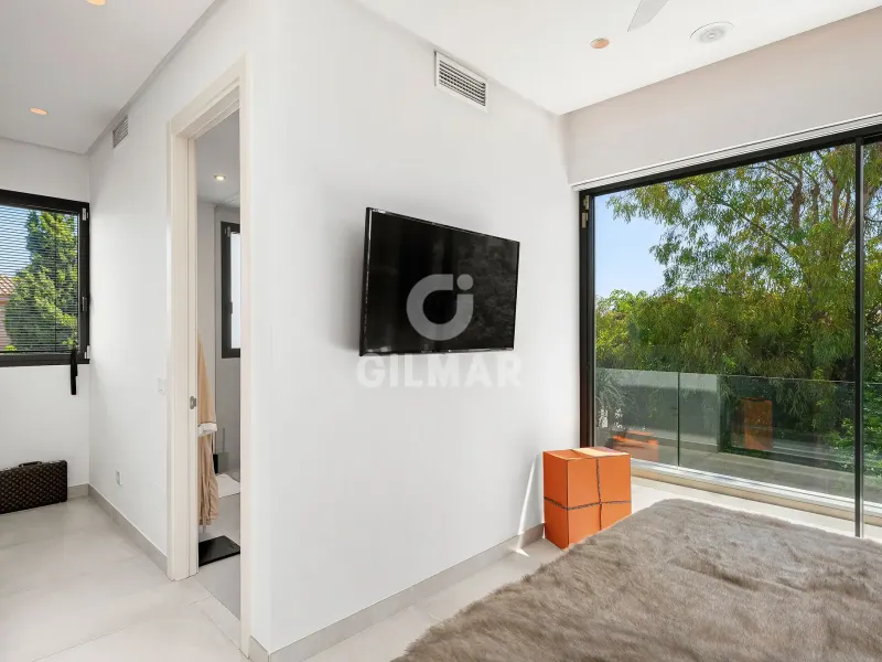 Villa in Estepona Este - Málaga