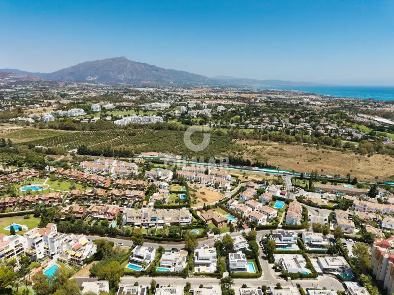 Villa in Estepona Este - Málaga