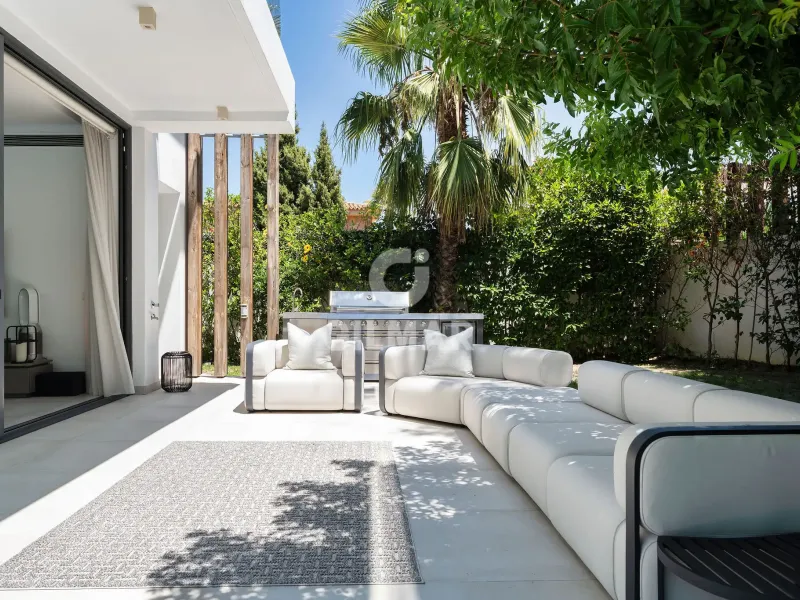Villa in Estepona Este - Málaga