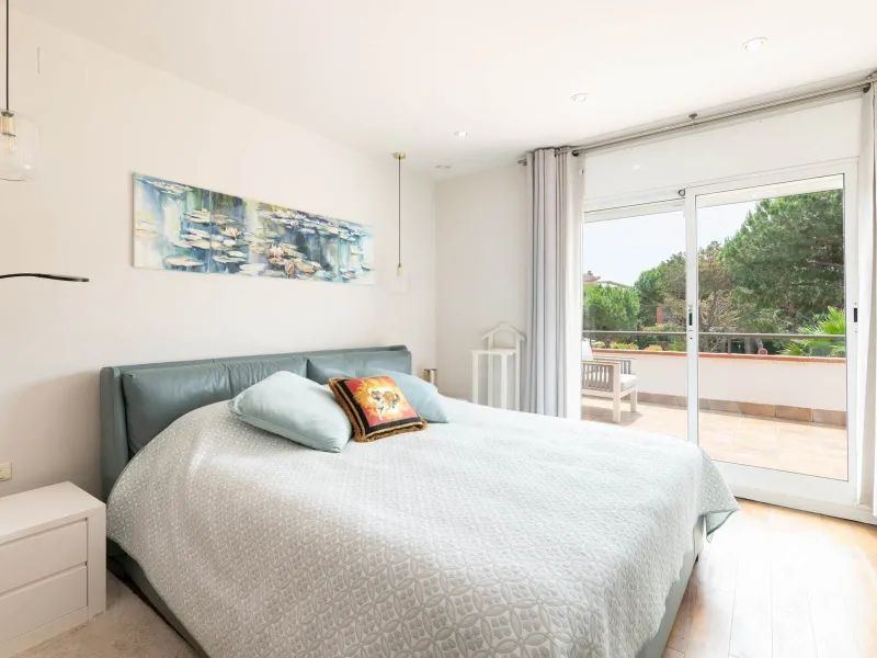Magnificent High-End Villa in Gava Mar, Barcelona