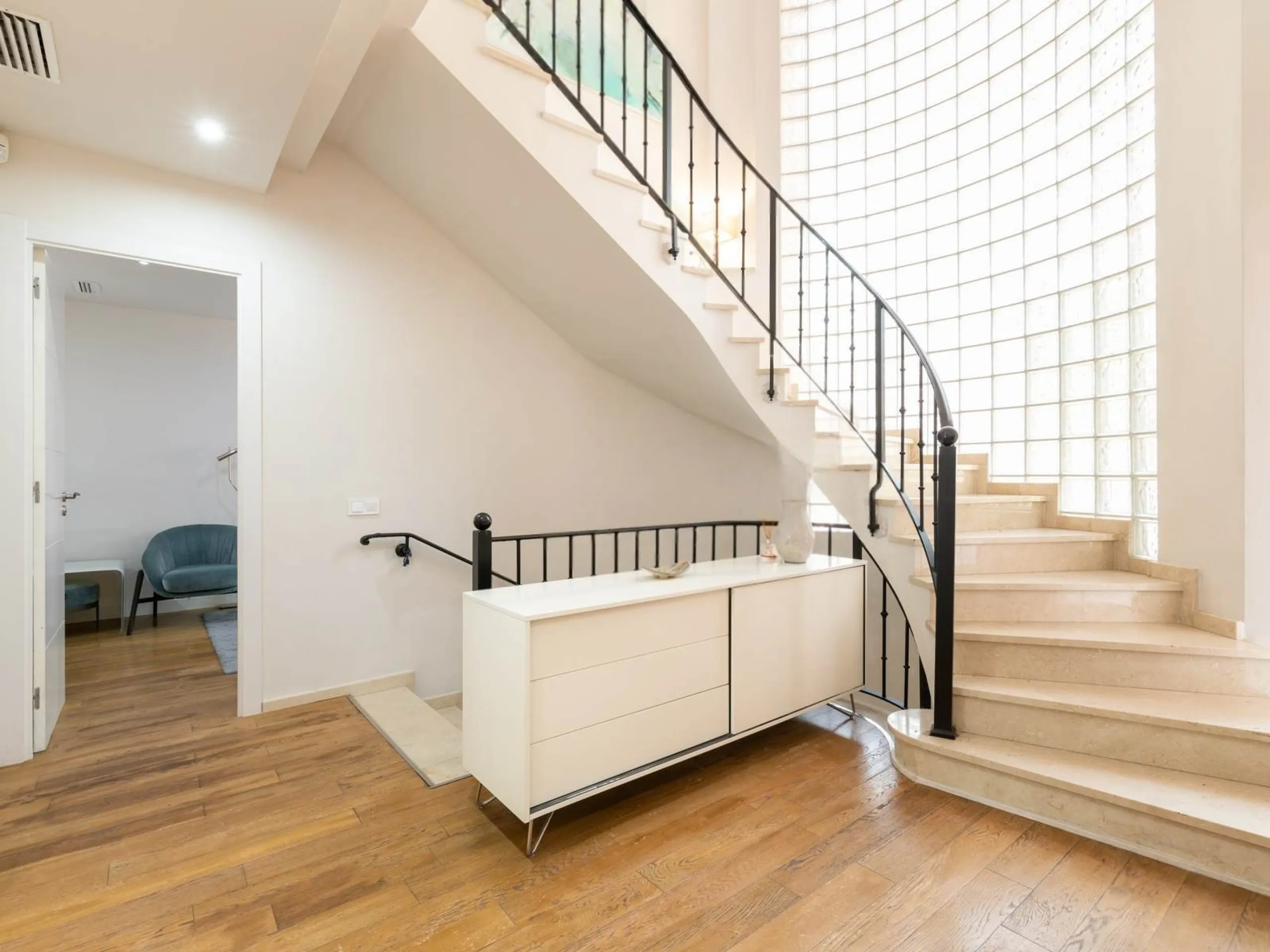 Magnificent High-End Villa in Gava Mar, Barcelona