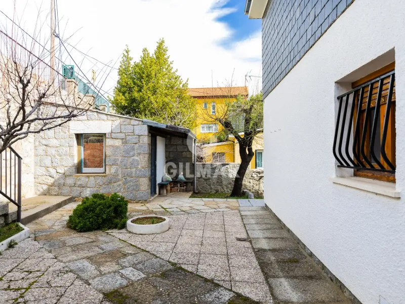 Townhouse in San Lorenzo de El Escorial - Madrid