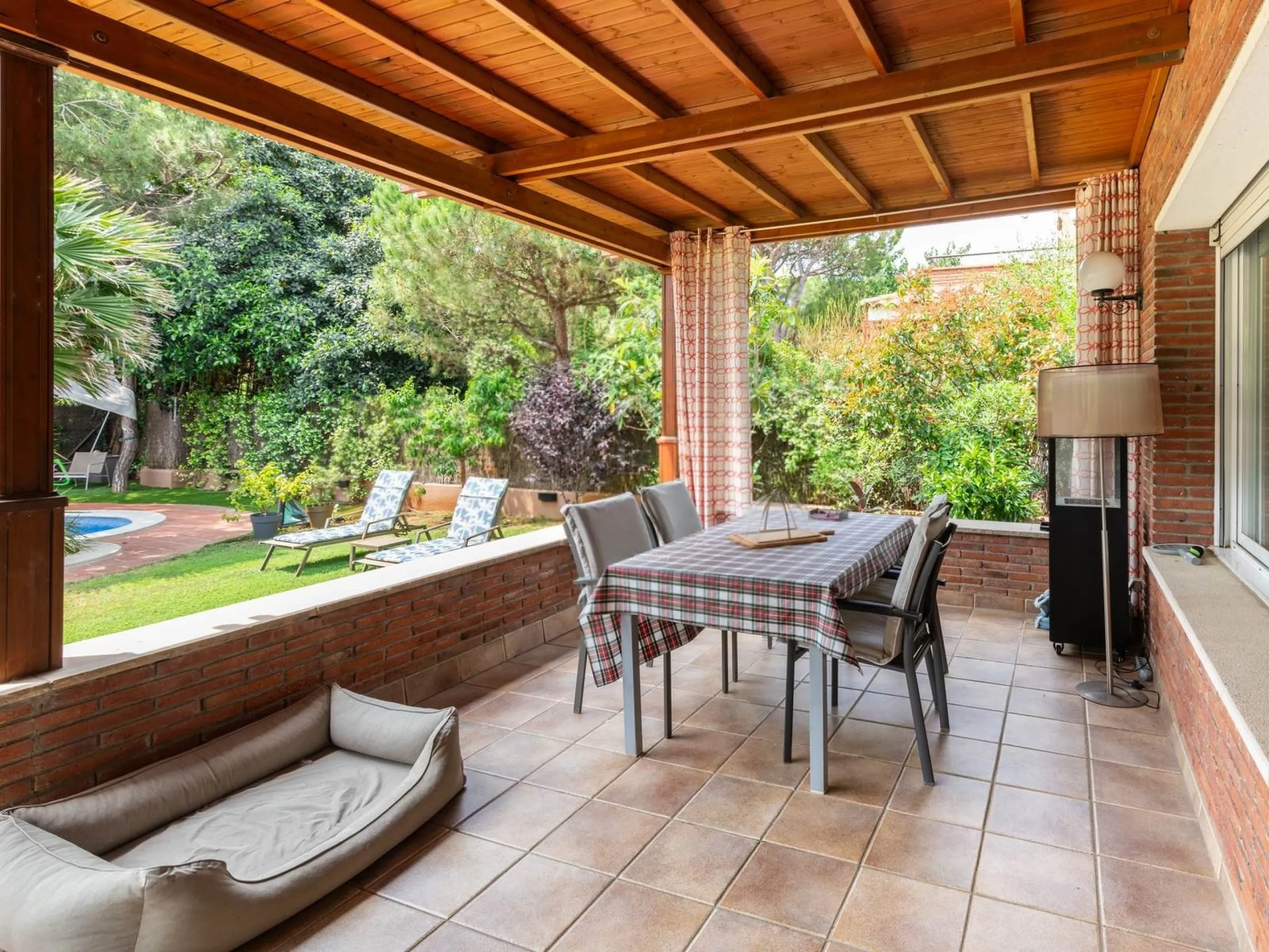Magnificent High-End Villa in Gava Mar, Barcelona