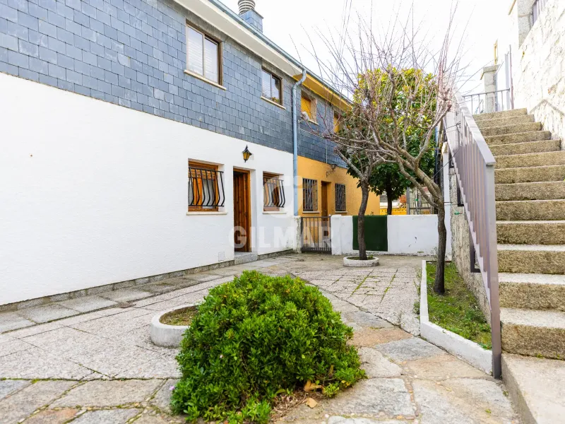 Townhouse in San Lorenzo de El Escorial - Madrid