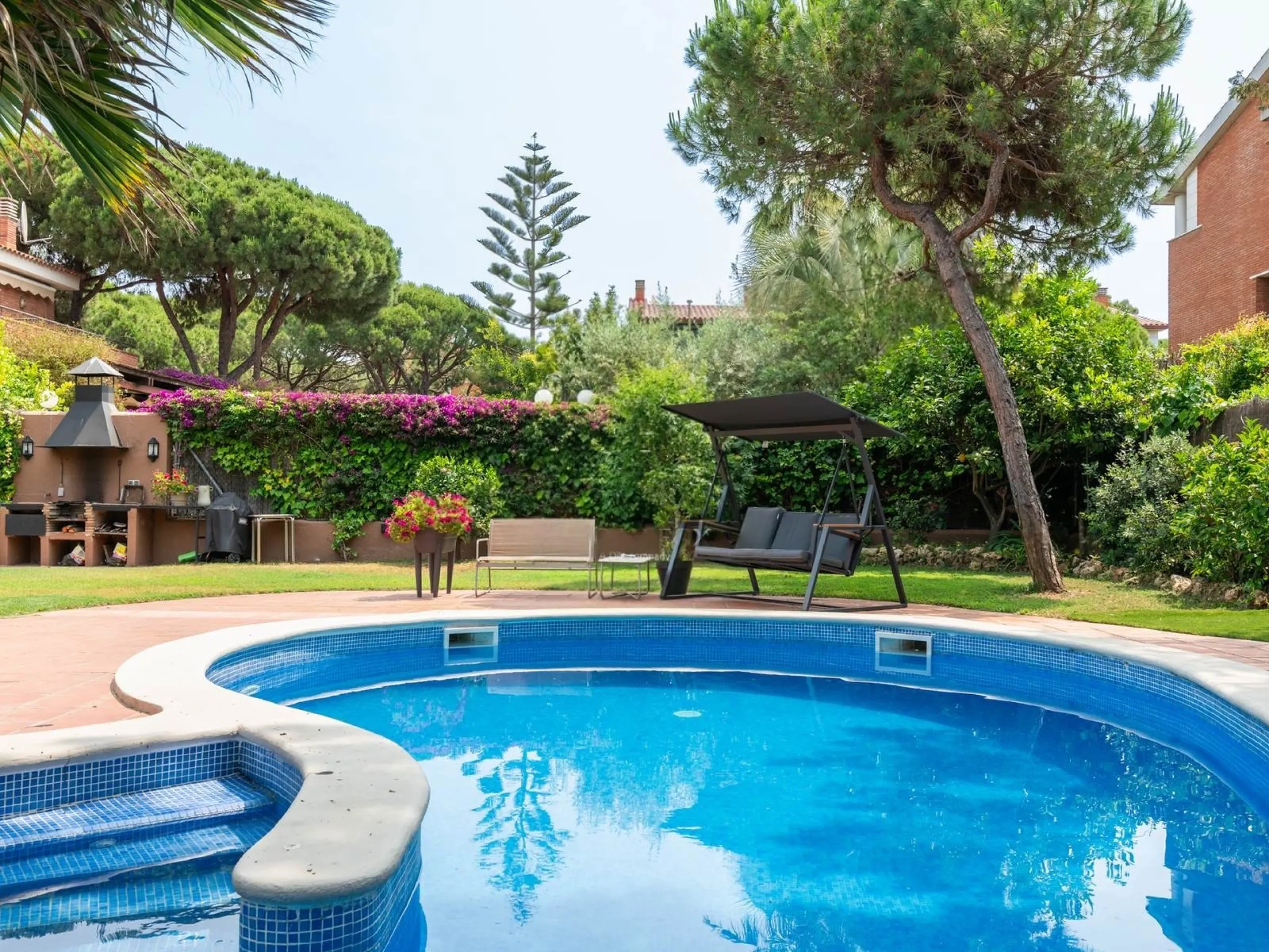 Magnificent High-End Villa in Gava Mar, Barcelona