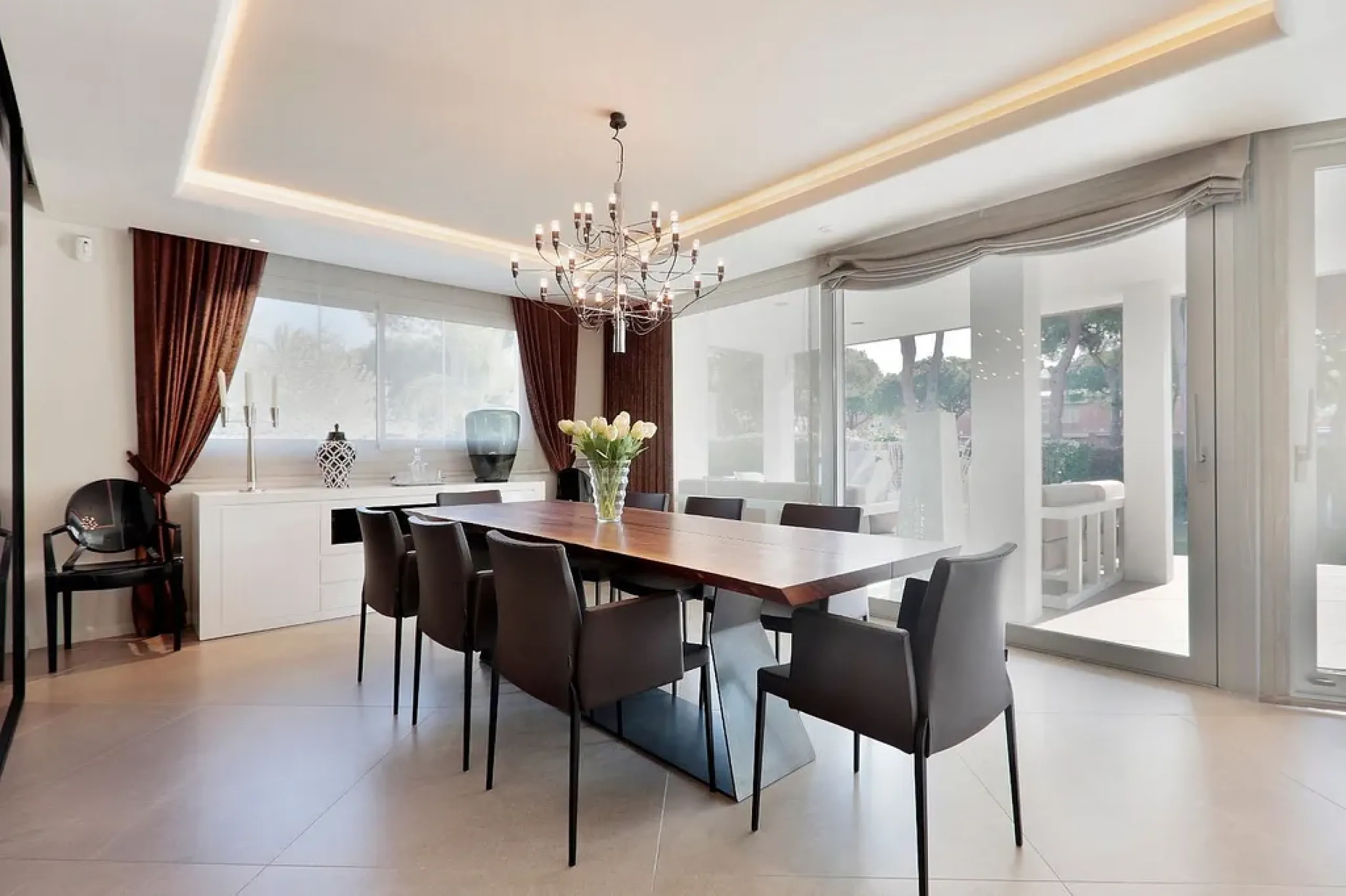 Magnificent High-End Villa Just 50 Meters from the Sea in Gava Mar, Barcelona