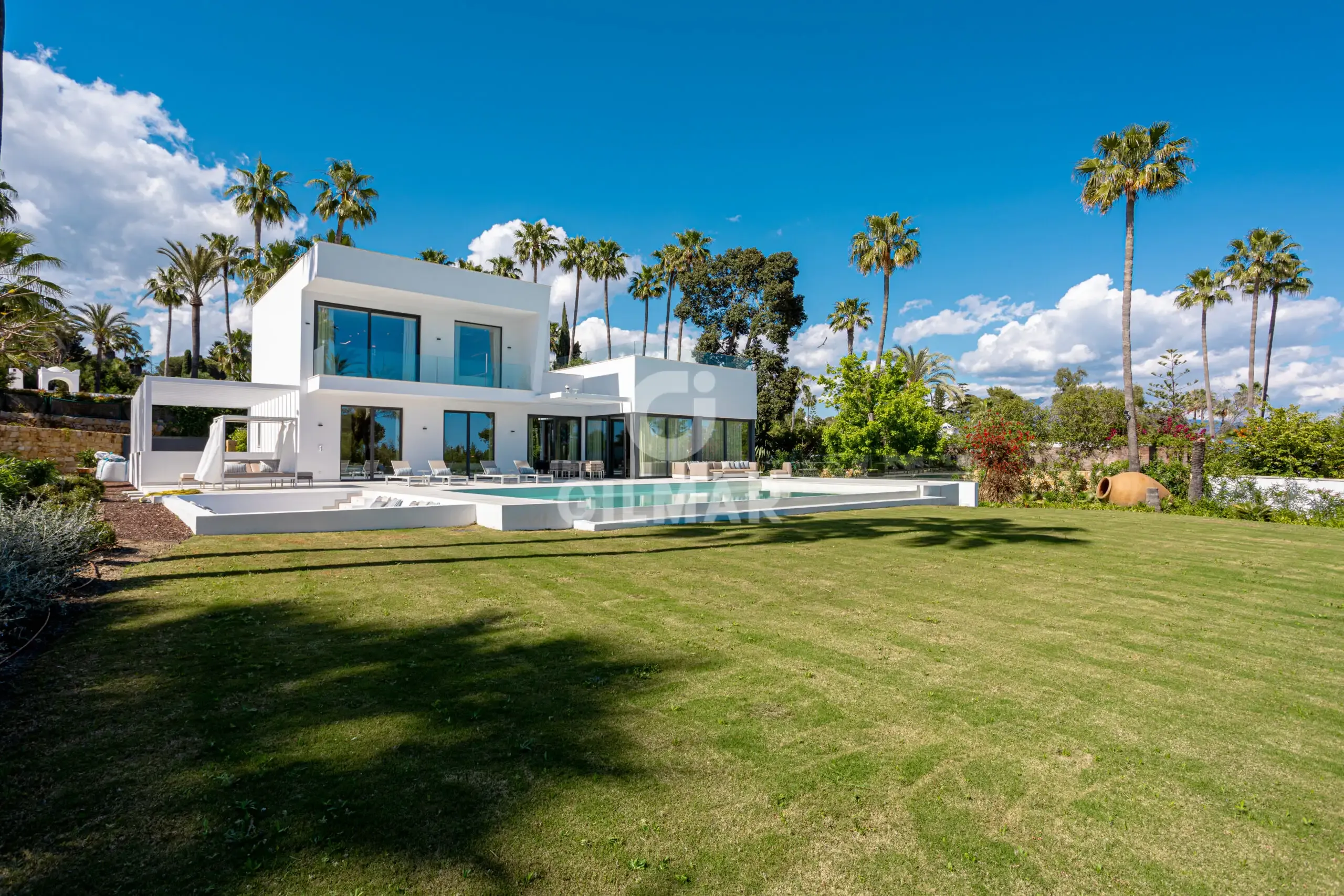 Villa in Estepona Este - Málaga