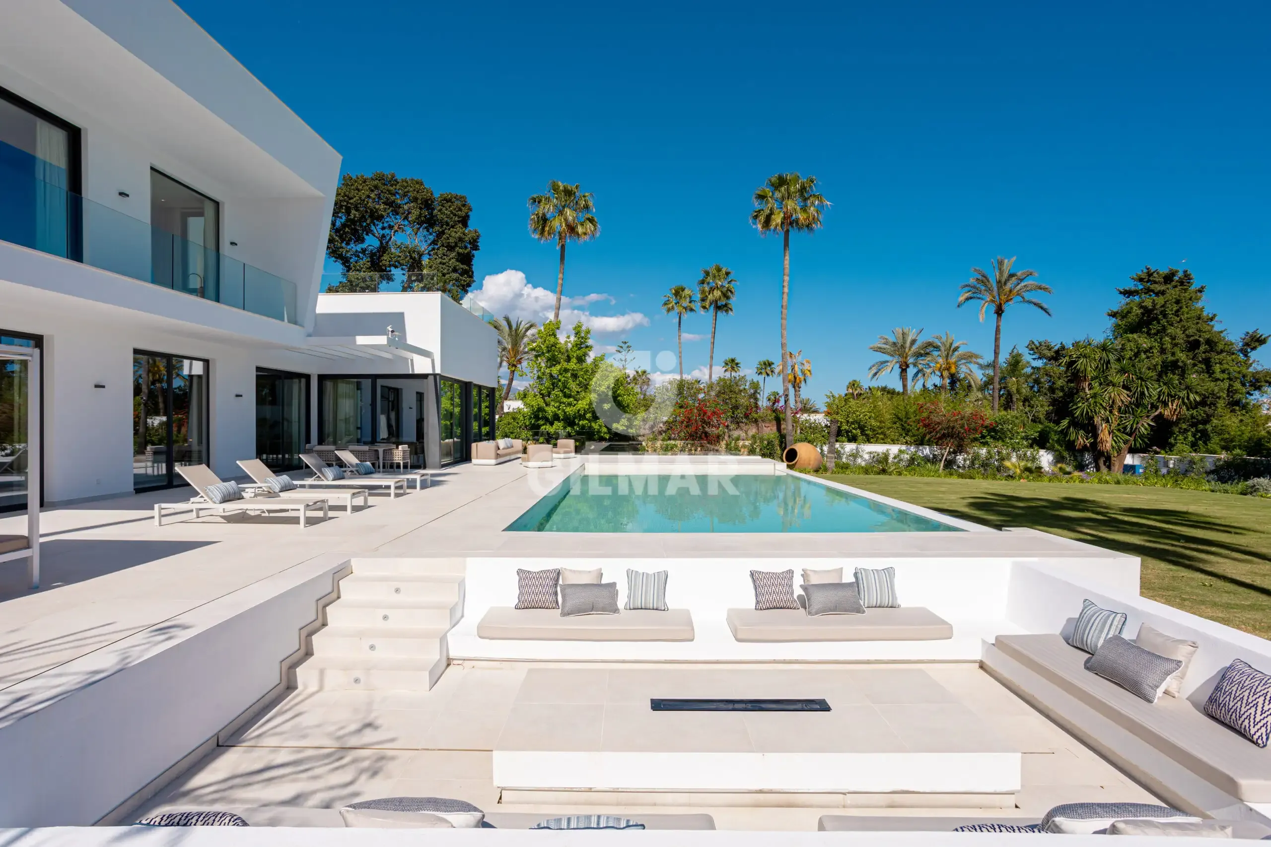 Villa in Estepona Este - Málaga