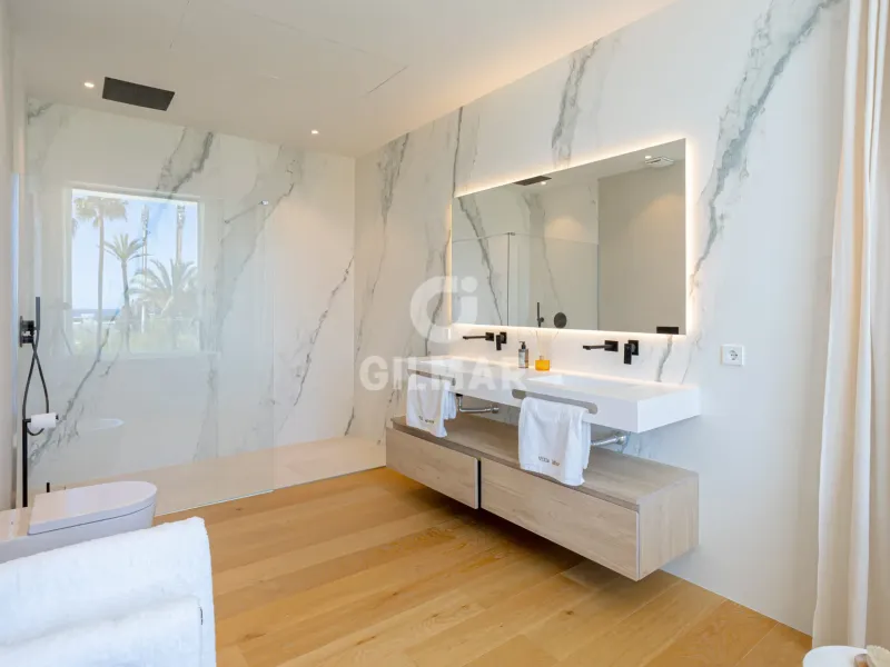 Villa in Estepona Este - Málaga