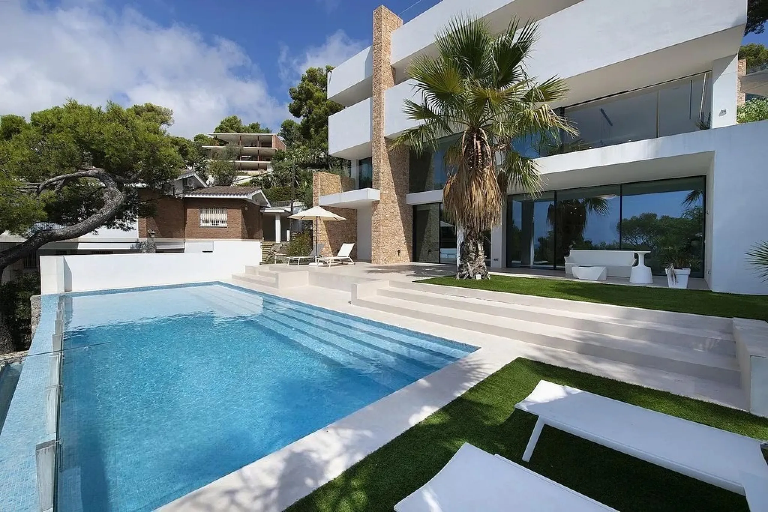 Villa de diseño con vistas panorámicas al mar en Bellamar, Castelldefels, Barcelona