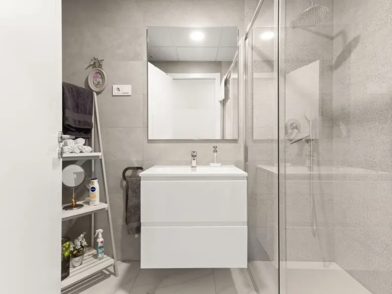Beautiful ground-floor apartment built in 2020, offered fully furnished and ready to move in — ideal both as a permanent residence or a holiday home.
