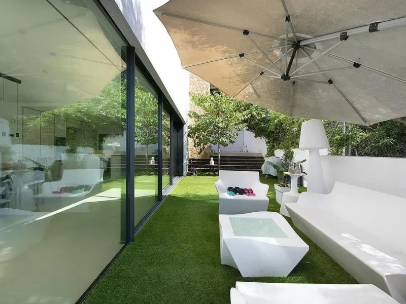Villa de diseño con vistas panorámicas al mar en Bellamar, Castelldefels, Barcelona