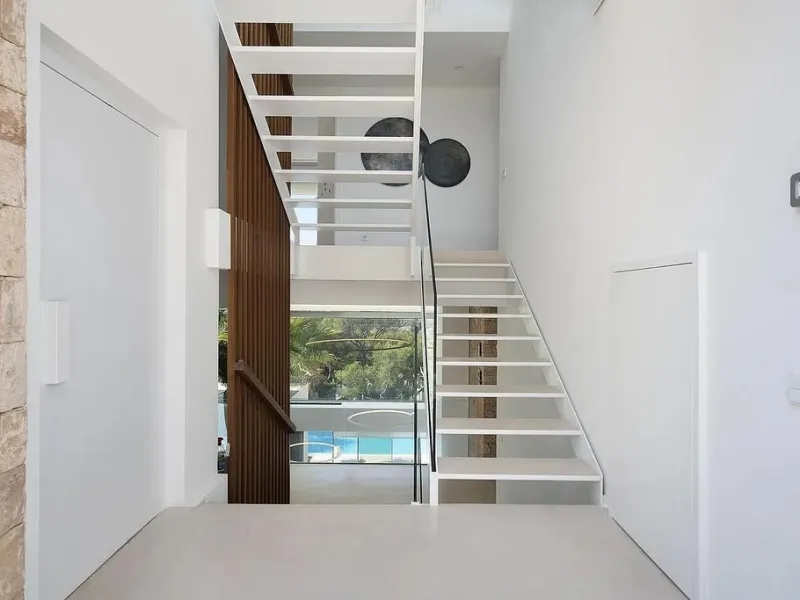 Villa de diseño con vistas panorámicas al mar en Bellamar, Castelldefels, Barcelona