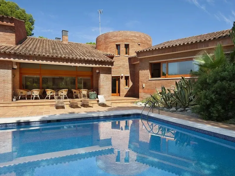 Luxury Villa in the Prestigious Gava Mar Area, Barcelona
