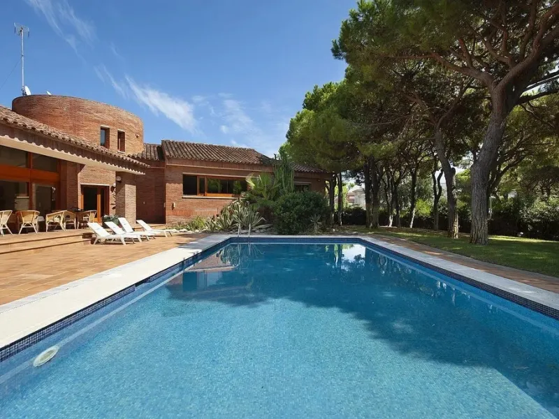 Luxury Villa in the Prestigious Gava Mar Area, Barcelona