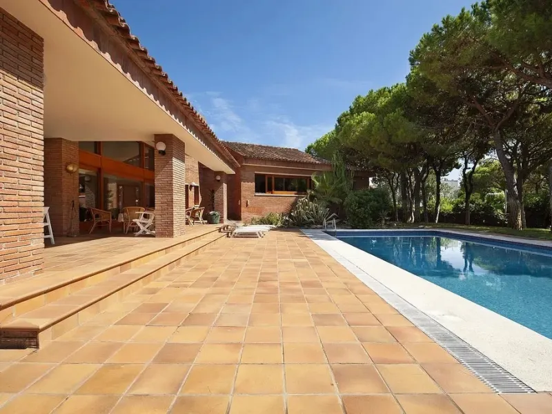 Luxury Villa in the Prestigious Gava Mar Area, Barcelona