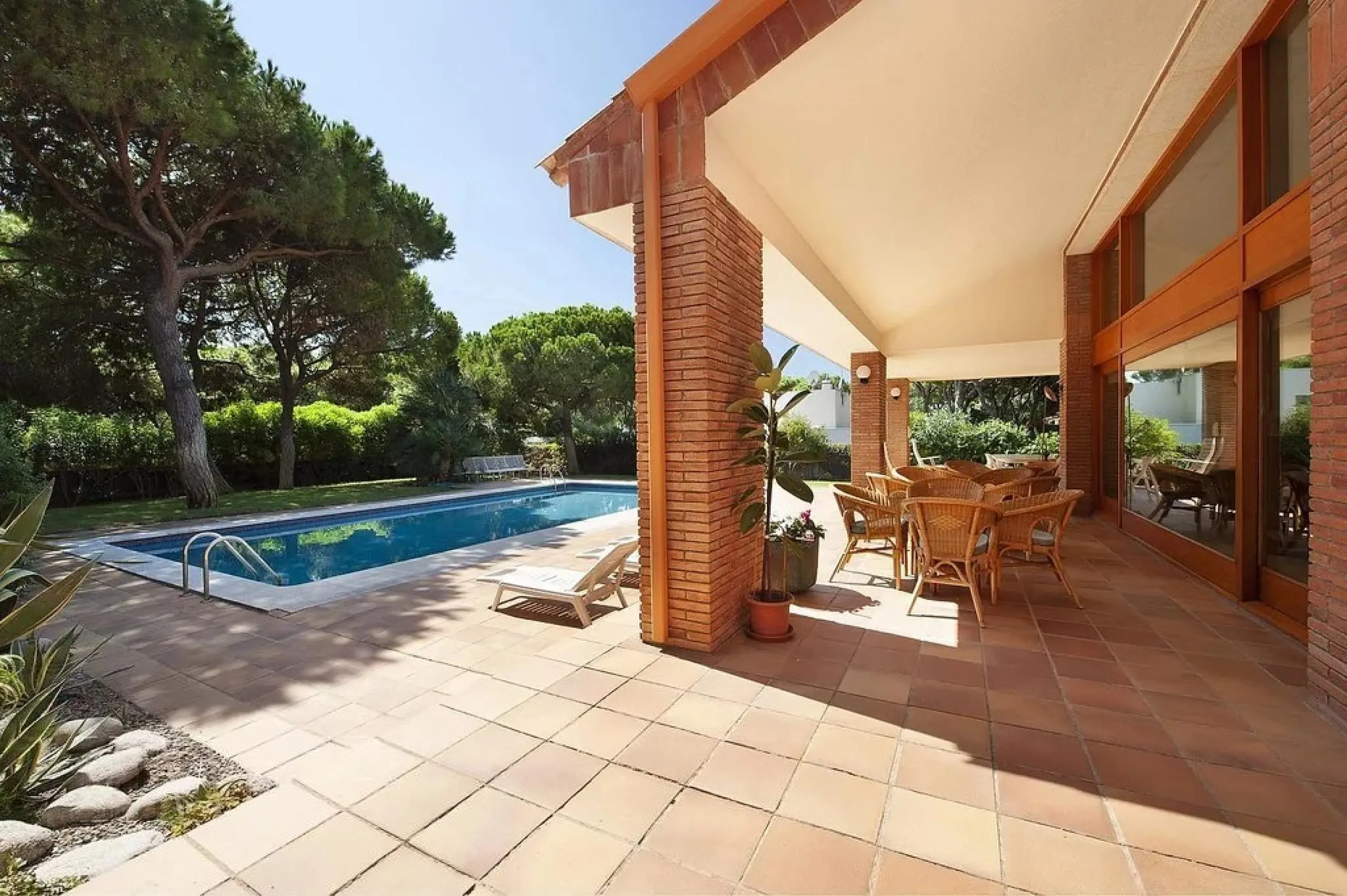 Luxury Villa in the Prestigious Gava Mar Area, Barcelona