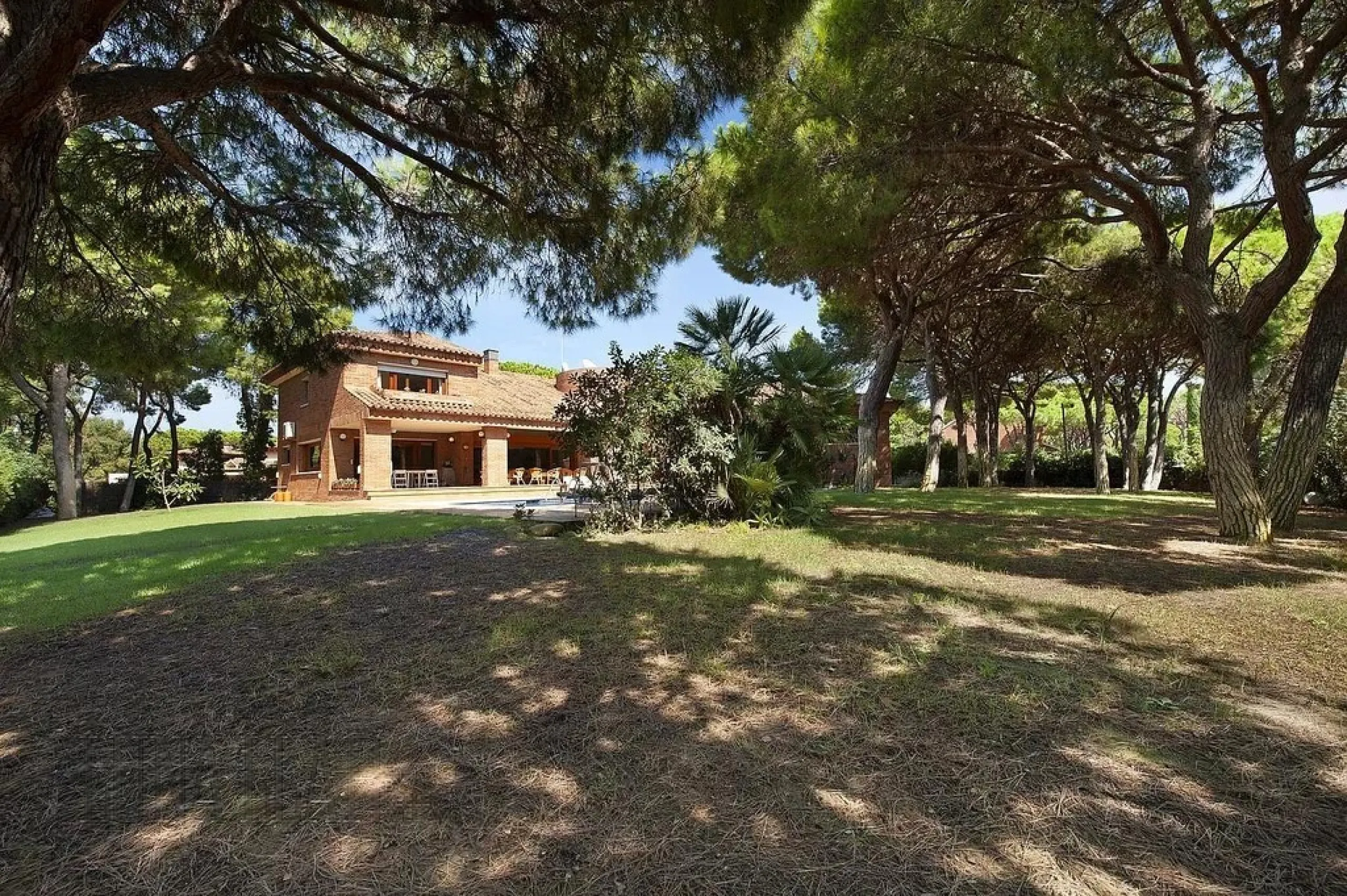 Luxury Villa in the Prestigious Gava Mar Area, Barcelona