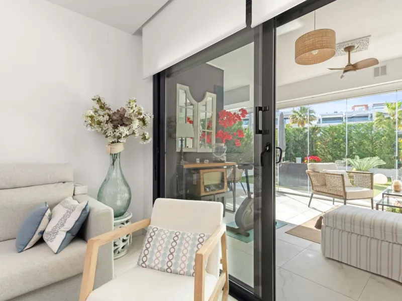 Beautiful ground-floor apartment built in 2020, offered fully furnished and ready to move in — ideal both as a permanent residence or a holiday home.