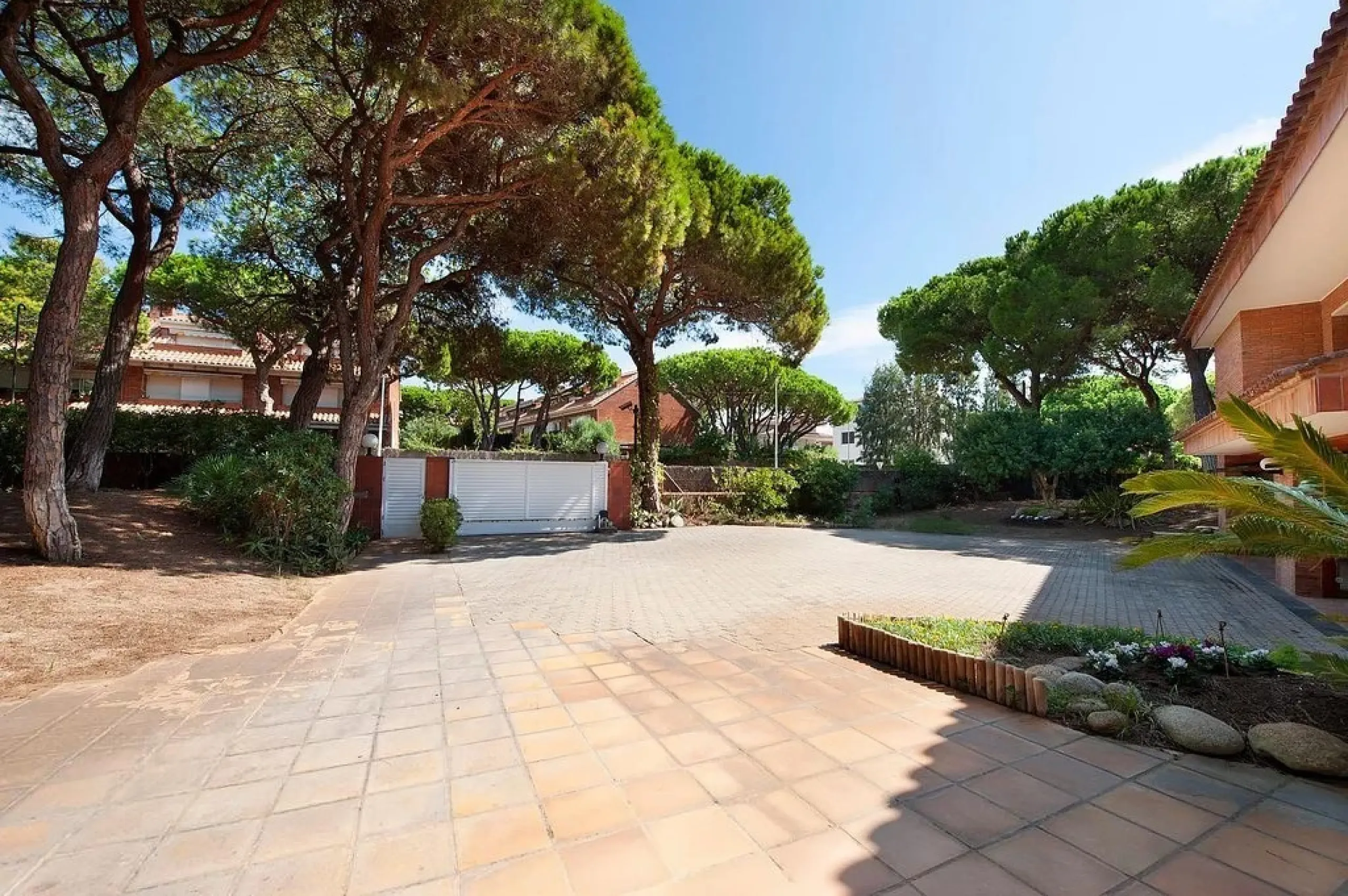 Luxury Villa in the Prestigious Gava Mar Area, Barcelona